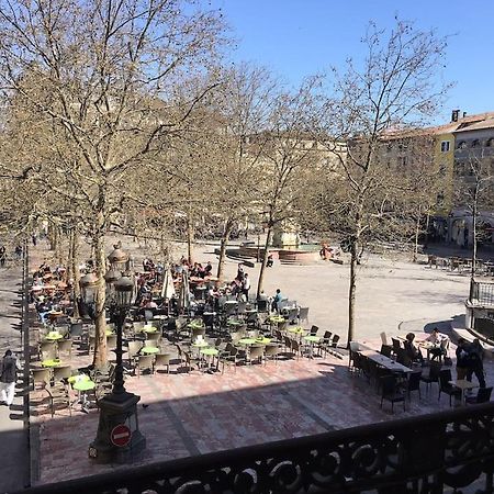 Place Carnot カルカソンヌ エクステリア 写真