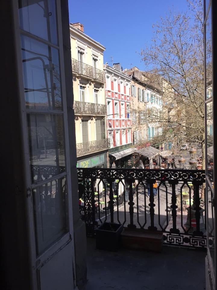 Place Carnot カルカソンヌ エクステリア 写真